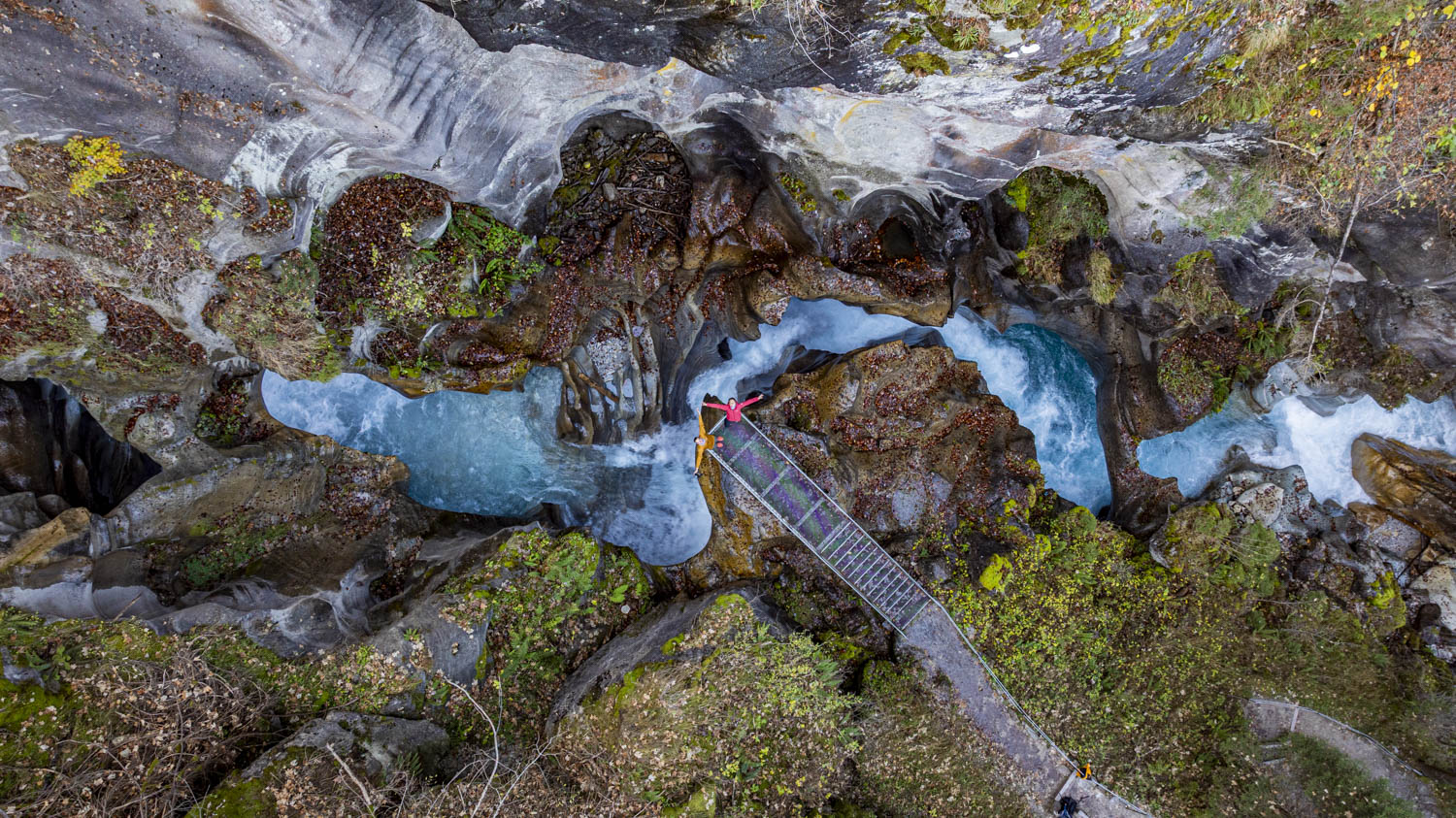 Randonnée et bivouac au lac de Pormenaz et Pointe Noire de Pormenaz